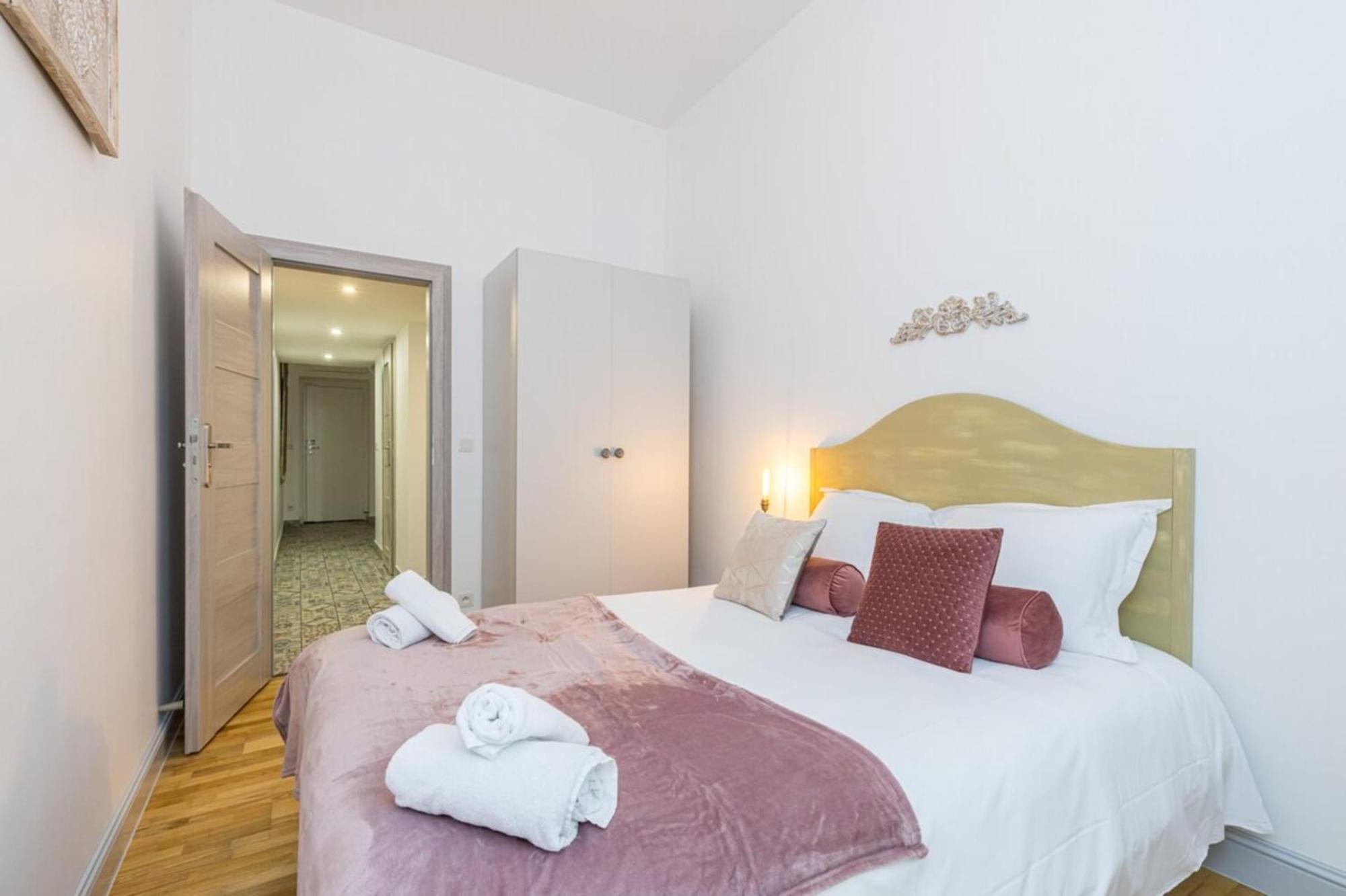 ניס Fricero - Comfortable 5 People- 200M Near The Sea מראה חיצוני תמונה